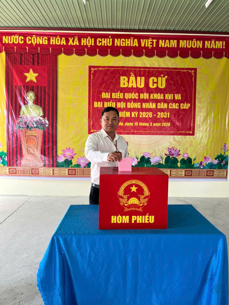 z7621571815153_af5cf2ad0ae6e82c4fbf92d712f00f65