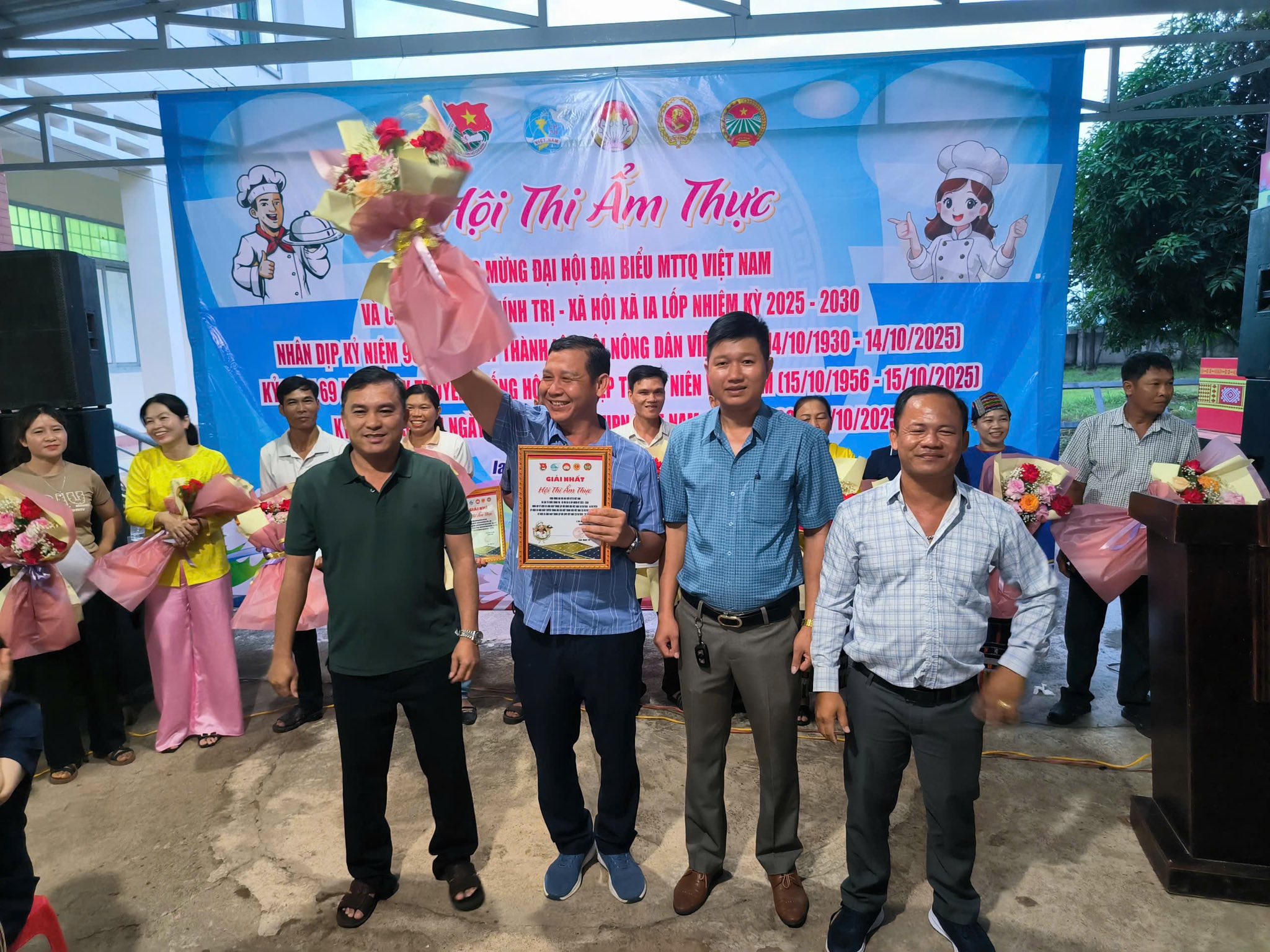 HỘI THI ẨM THỰC XÃ IA LỐP – LAN TỎA HƯƠNG VỊ VÙNG BIÊN