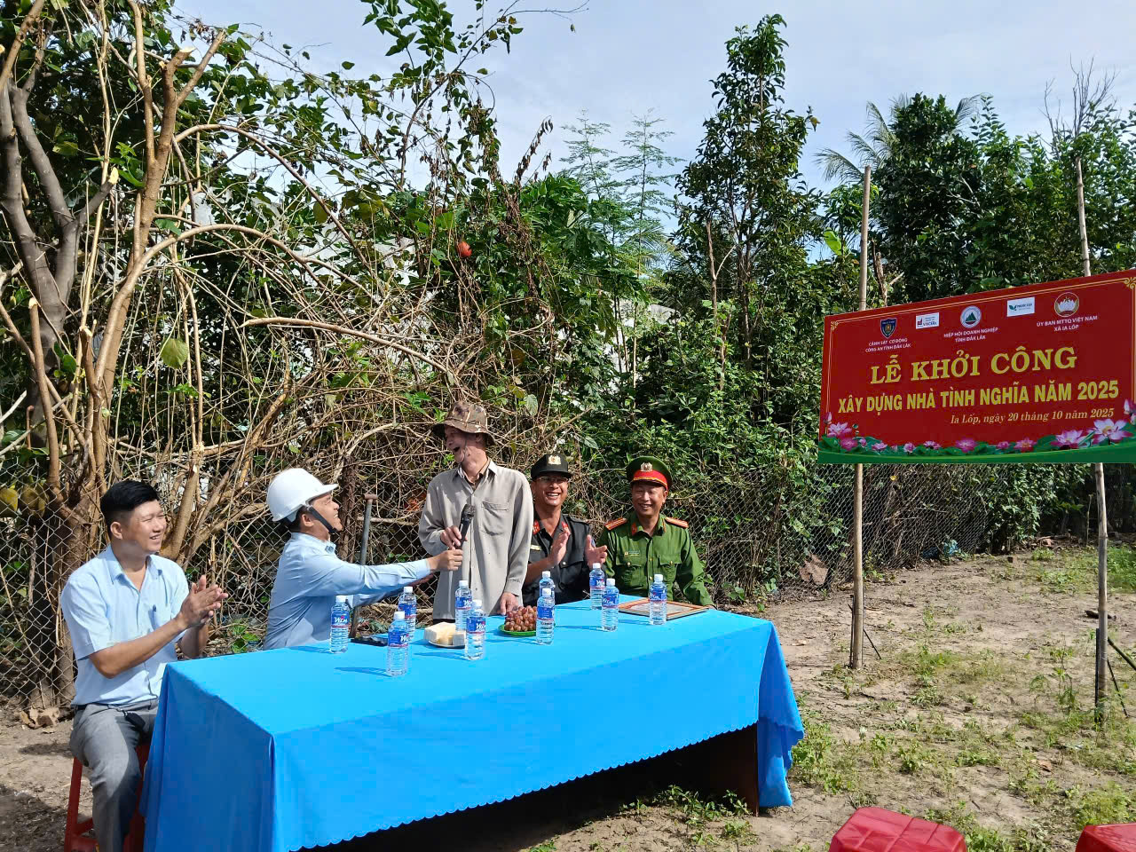 z7134959489305_53810fce05a49ffbee0c4e46f4a4103f